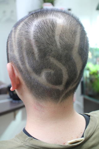 �o���A�[�g�E���U�[�A�[�g