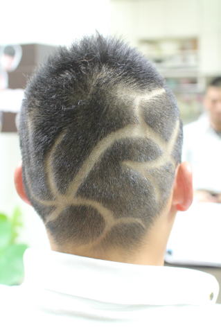 �o���A�[�g�E���U�[�A�[�g