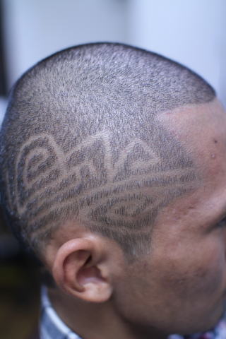 �o���A�[�g�E���U�[�A�[�g