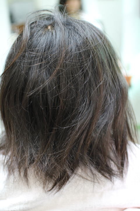 ���񂾔��͏k�ы����̖�܂�A�C�����̔M�ɑς�����̗͂��c���ĂȂ��āA�������Ď{�p����ƃ`���`���т�r�r���тɂ�댯���������Ȃ�܂��B