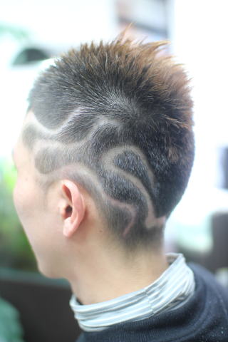 �o���A�[�g�E���U�[�A�[�g