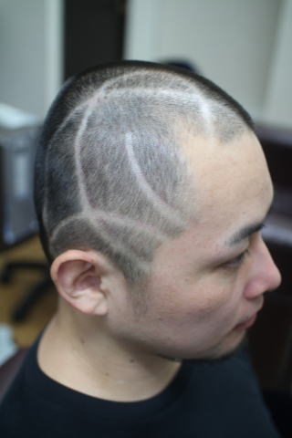 �o���A�[�g�E���U�[�A�[�g